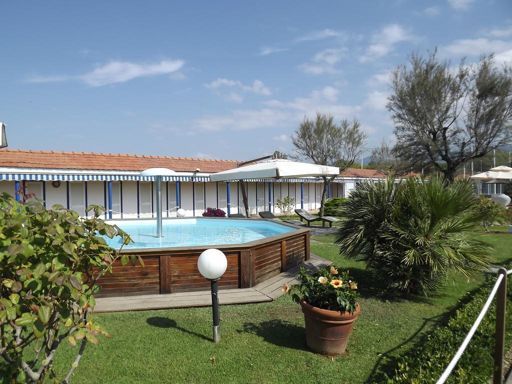 Bed & Breakfast Venezia Marina Di Carrara Eksteriør bilde