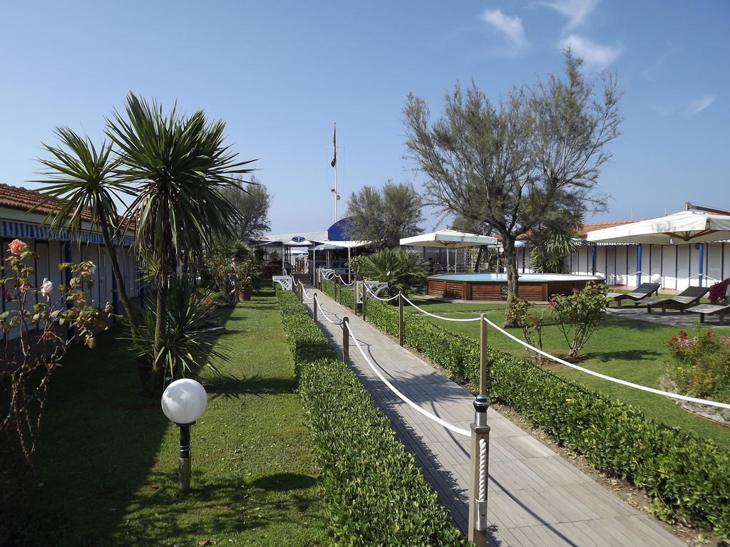 Bed & Breakfast Venezia Marina Di Carrara Eksteriør bilde