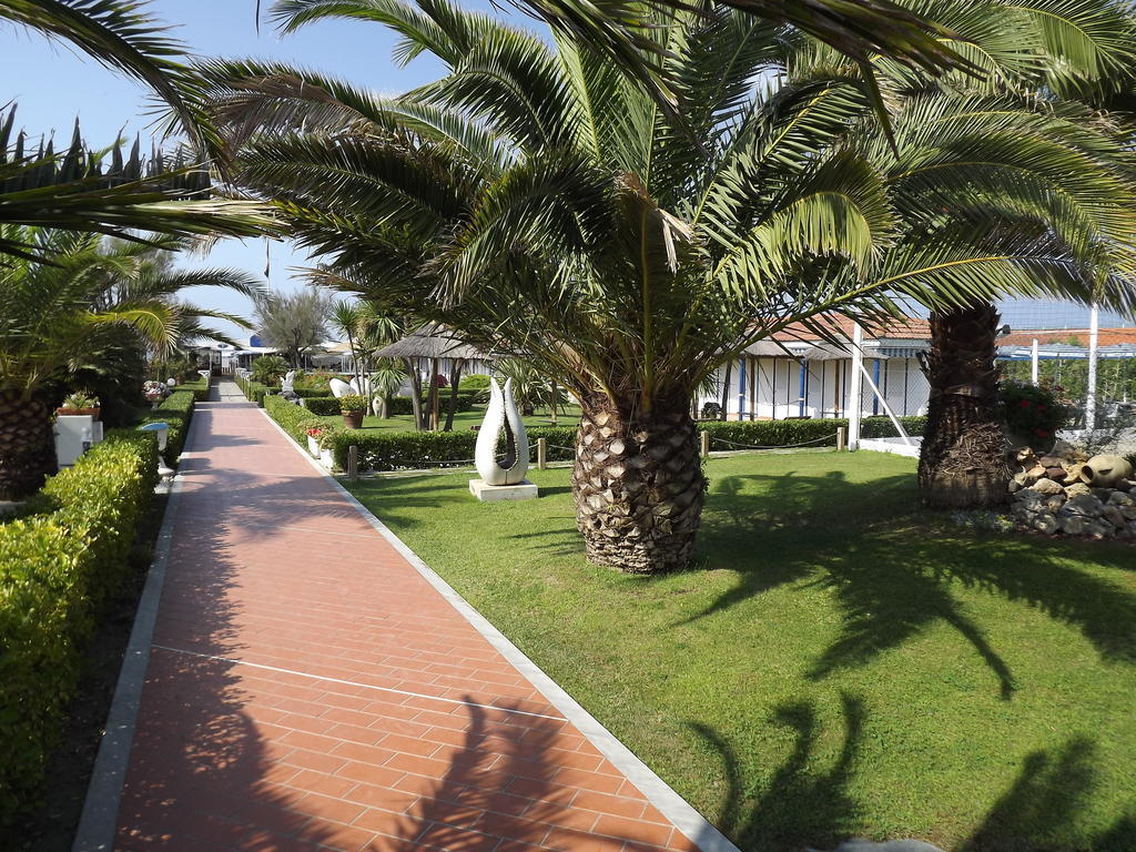 Bed & Breakfast Venezia Marina Di Carrara Eksteriør bilde